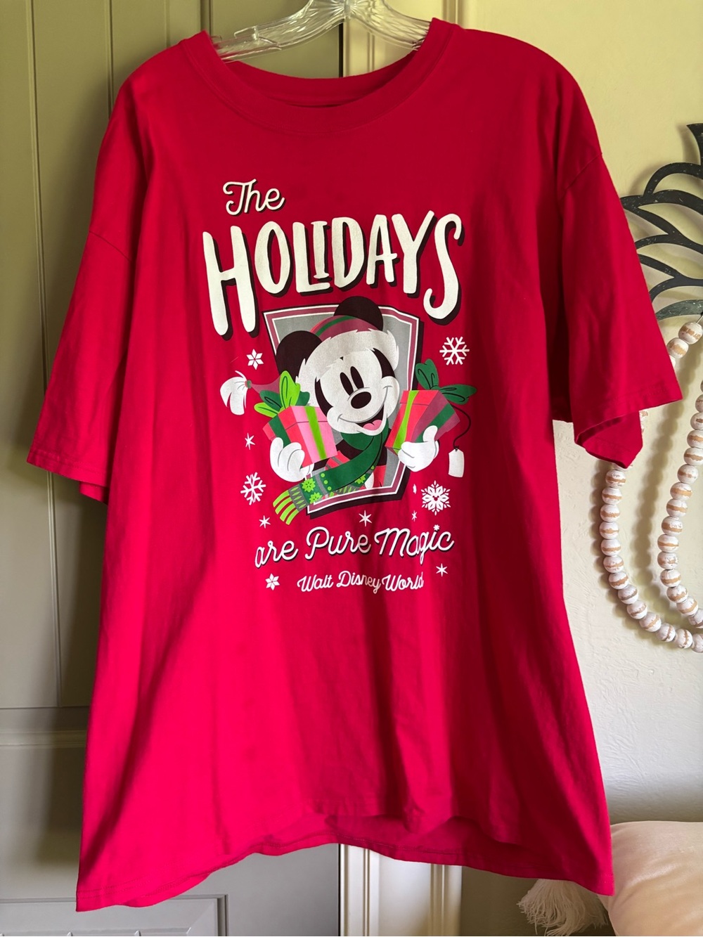 Disney parks Holiday Christmas Mickey Mouse tee, clothes